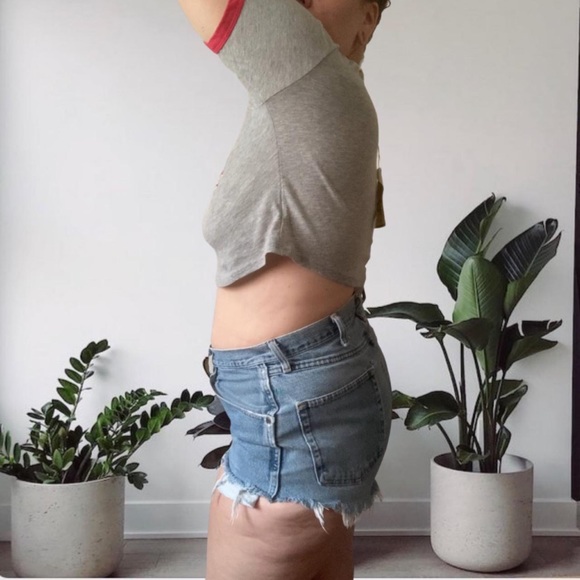 Emma + Sam America America Cropped Ringer Oversized Graphic Tee Grey Small - Picture 4 of 8